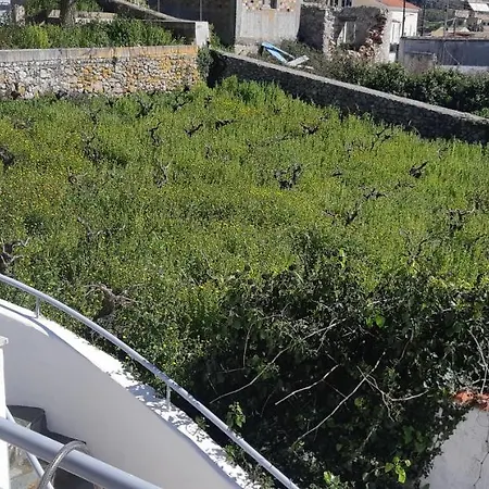 α Peaceful Nest Volímai